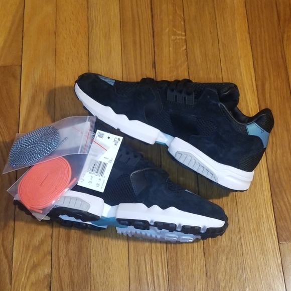 🆕️ Adidas ZX Torsion - Picture 3 of 8